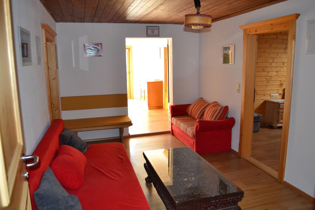 Bohrerhof Apartment Ahrnbach Екстериор снимка